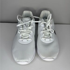 Nike Women's Revolution 6 Next Nature Womens 10 New without tags